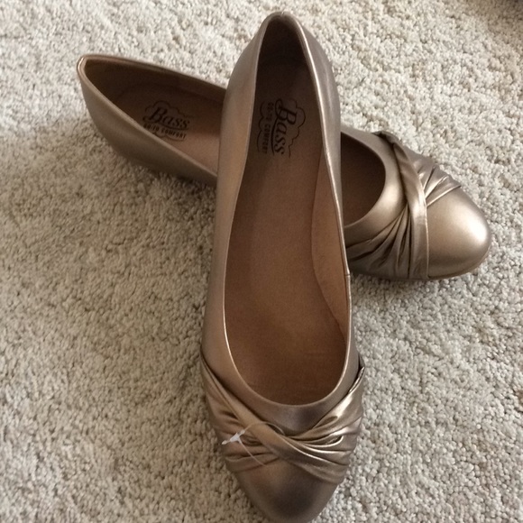 bass shoes womens flats